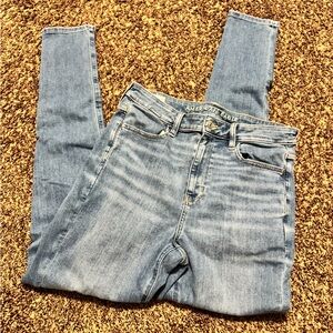 American Eagle Outfitters Women's Light Blue High Rise Jeans